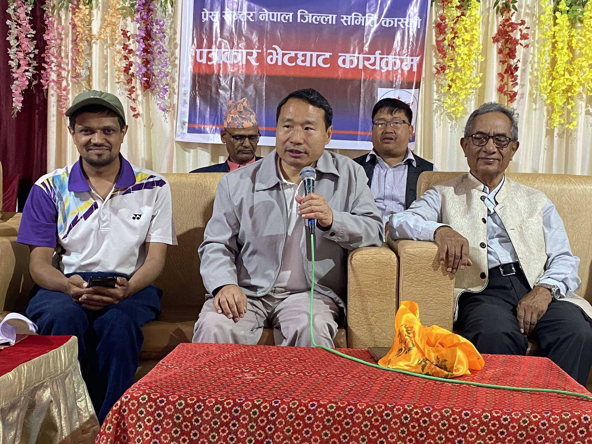 सरकार ढल्ने अवस्थामा पुग्यो: वर्षमान पुन