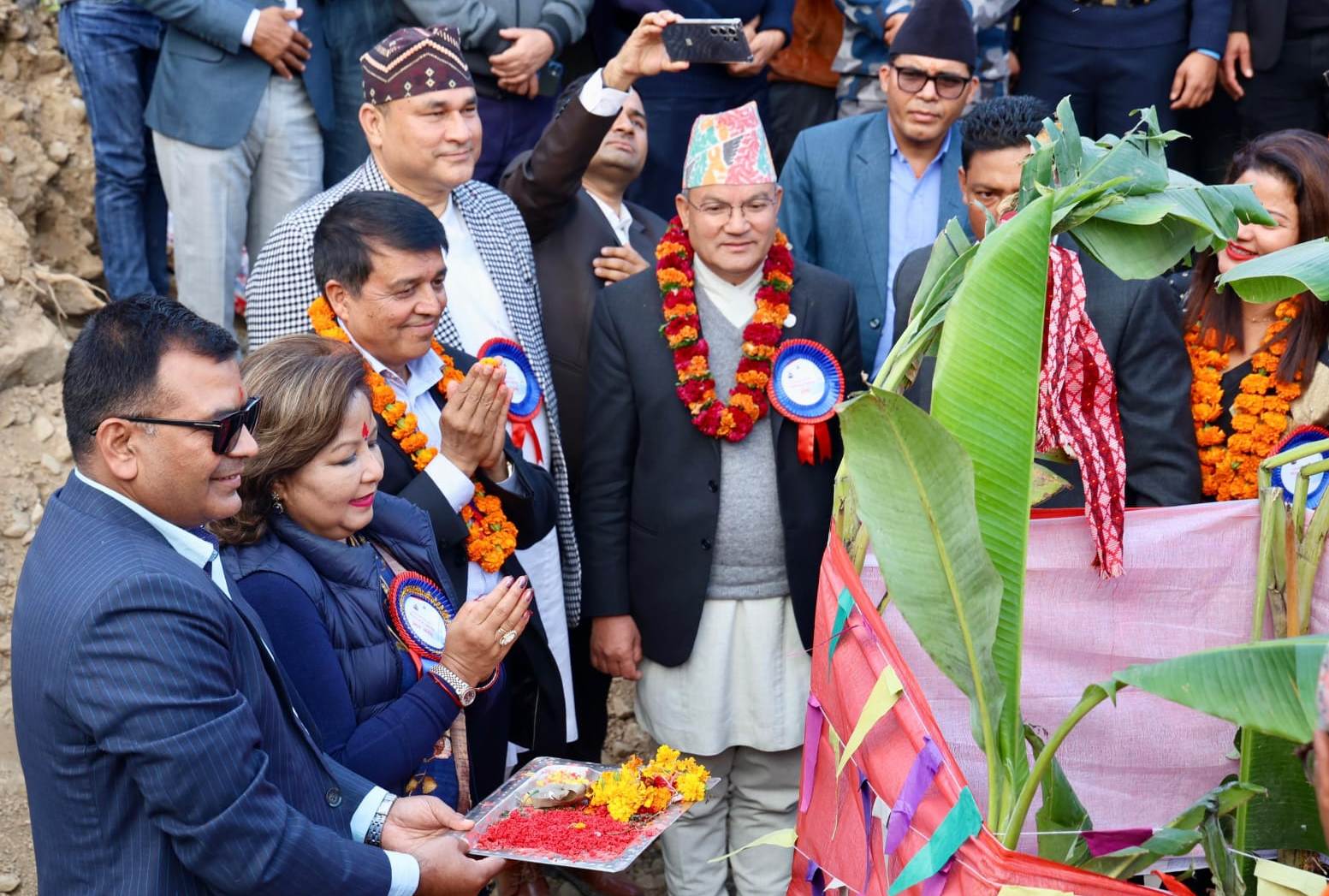 कैलालीकाे चिसापानीमा निर्माण हुने केवलकारकाे शिलान्यास, आइएमई समूहको लगानीमा बन्दै