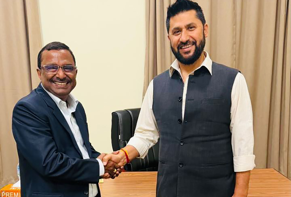 लुम्बिनीमा काँग्रेस छाड्ने लहर, नवलपरासीका काँग्रेस नेता अग्रहरी सहित बुटवलका व्यवसायी श्रेष्ठ रास्वपामा