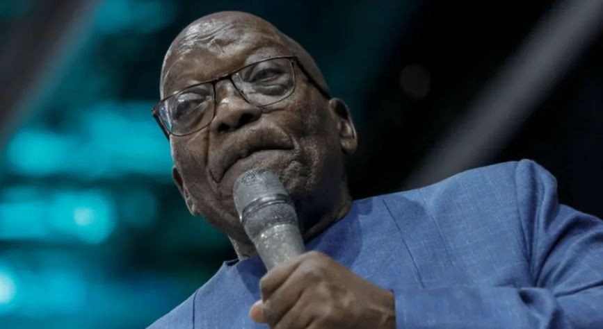अफ्रिकाका पुर्व राष्ट्रपति जुमा माथी कारले दियो ठक्कर, बचे बालाबाल