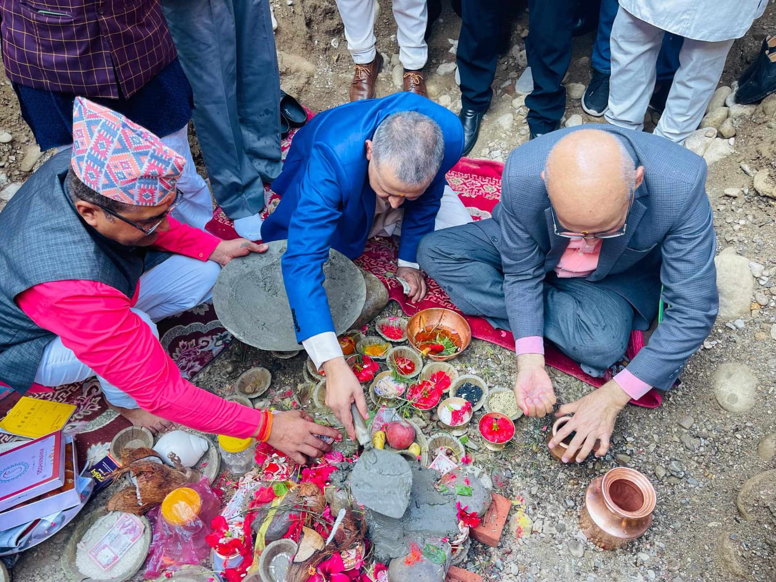 साढे ६ अर्ब लागतमा बन्ने लुम्बिनी प्रादेशिक अस्पतालको अत्याधुनिक भवनको  शिलान्यास