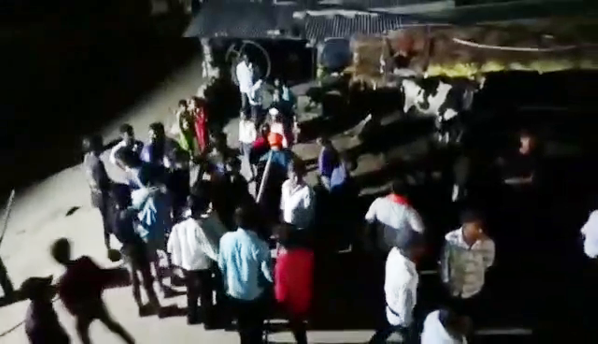 लुम्बिनीमा युवाहरुको दुई समुहबीच झडप, २ जना पक्राउ