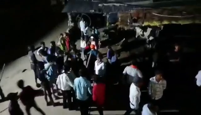 लुम्बिनीमा युवाहरुको दुई समुहबीच झडप, २ जना पक्राउ