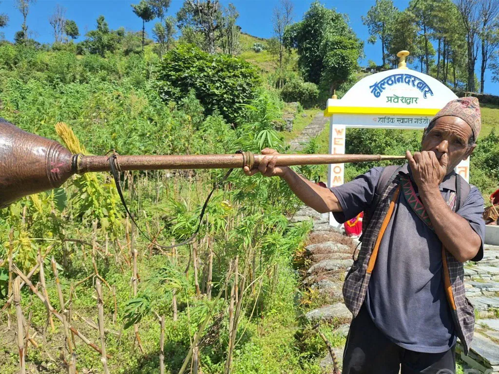 सूचना प्रविधिसँगै ‘कटुवाल प्रथा’