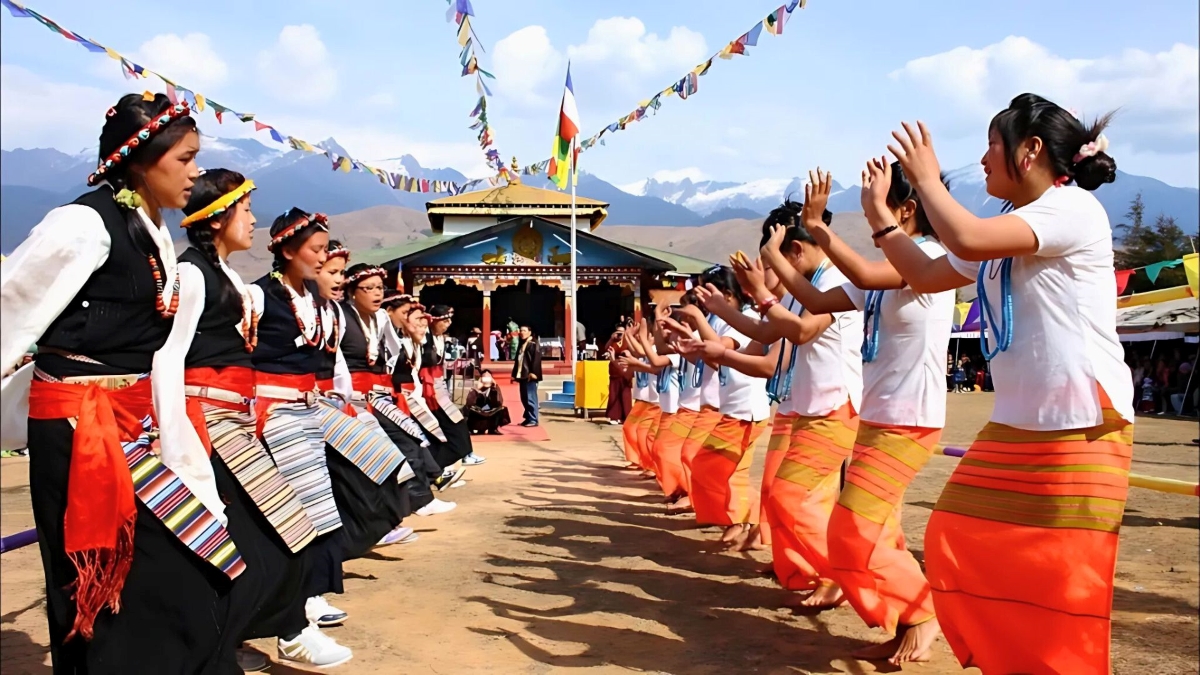 आज बौद्धधर्मावलम्बीहरुले तोल ल्होसार मनाउँदै