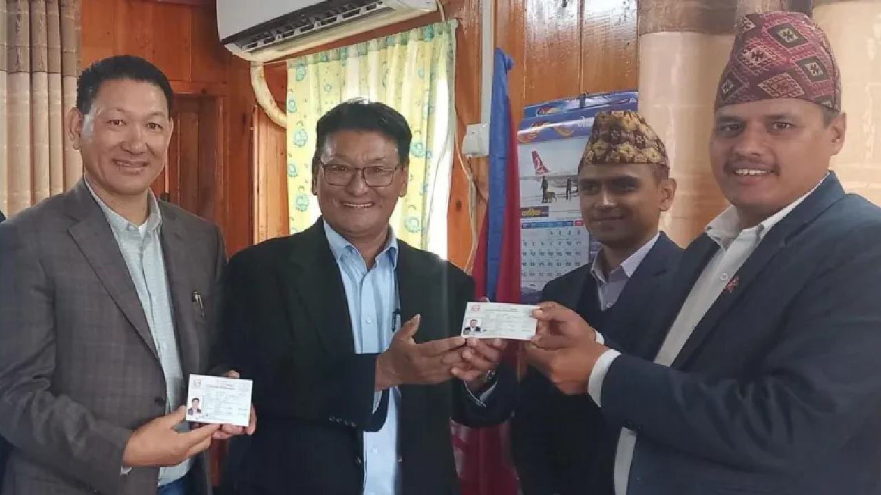 करिब १४ सयले लिए गैरआवासीय नेपाली नागरिकता : नेपाल आउँदा भिसा लगाउनुपर्ने