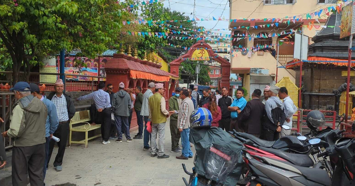 विद्यालय कर्मचारीले शिक्षक महासंघ विरुद्ध आन्दोलनको घोषणा