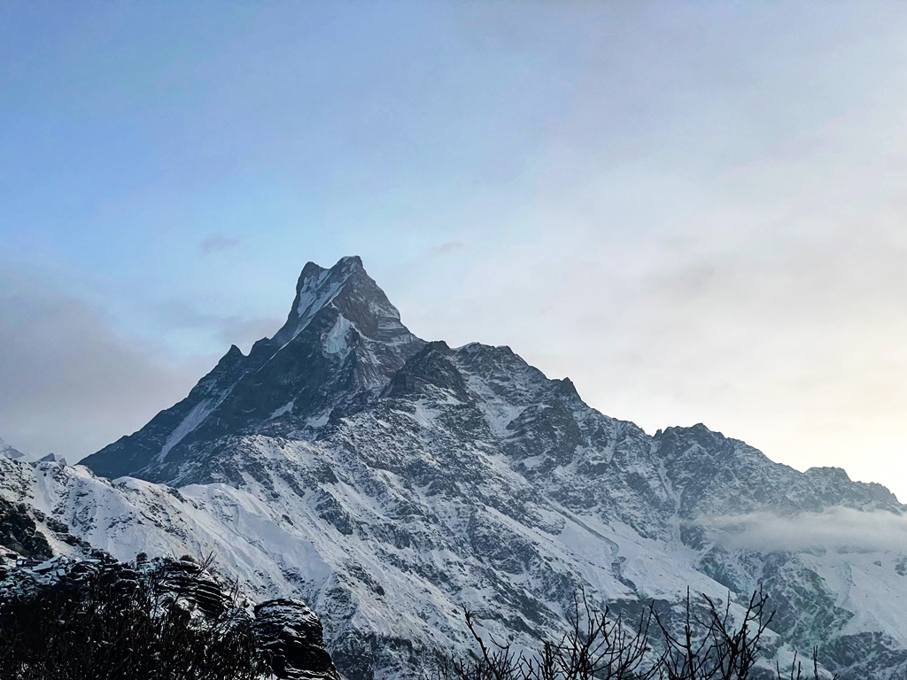 हिमपात पछिको माछापुच्छ्रे हिमाल (फोटोफिचर)