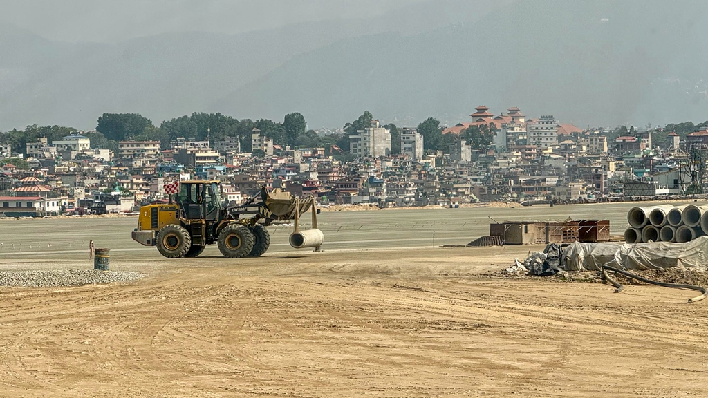 त्रिभुवन विमानस्थल स्तरोन्नतीको काम जारी, डेढ बर्षभित्र सबै काम सकिने