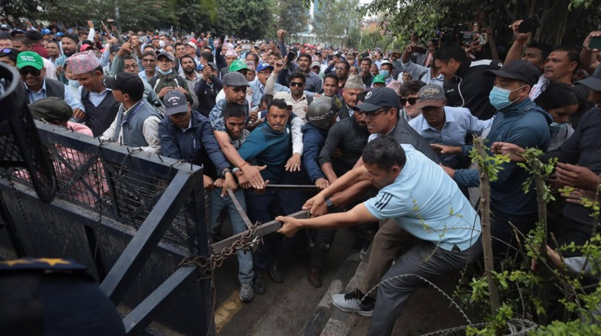 आन्दोलनलाई थप चर्काउँदै शिक्षक महासंघ, काठमाडौं बोलाइयो सबै शिक्षकलाई