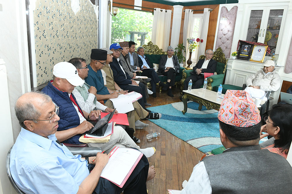 एमालेको सचिवालय बैठक शुरु