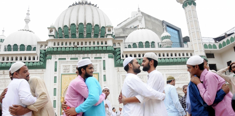 इद उल फित्र : इस्लाम समुदायद्वारा  धुमधामसँग मनाइँदै