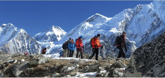 दसैँमा पदयात्रामा जाँदै हुनुहुन्छ ? यसरी गर्नुस् तयारी