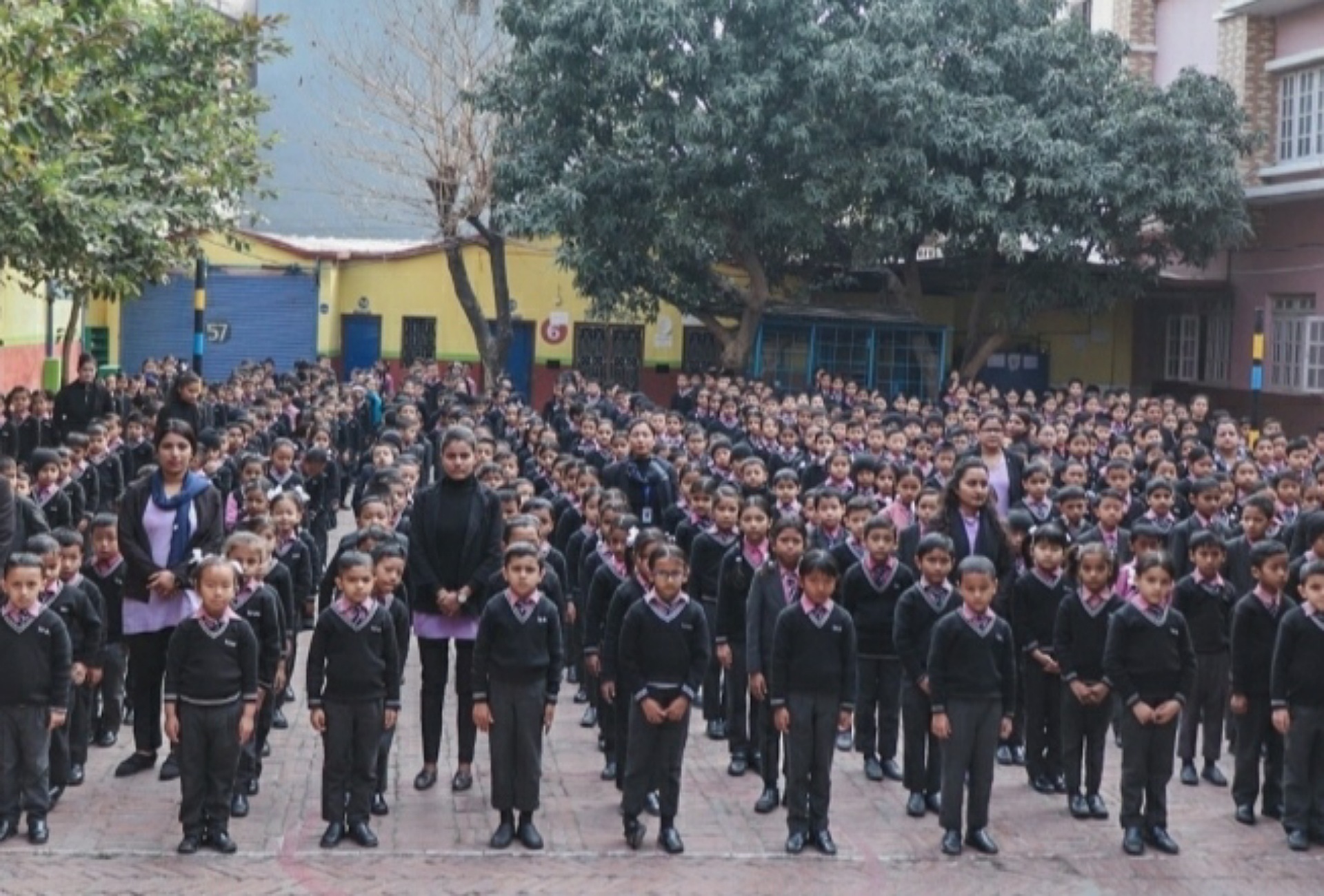 तिनाउ स्कूलद्वारा अनलाइन मार्फत विद्यार्थीलाई गृहकार्य