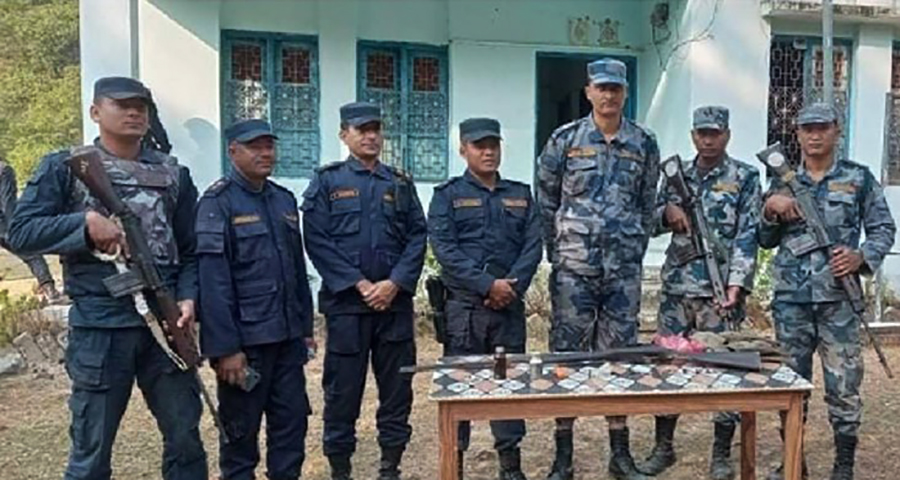 भरुवा बन्दुकसहित विभिन्न हात हतियार बरामद