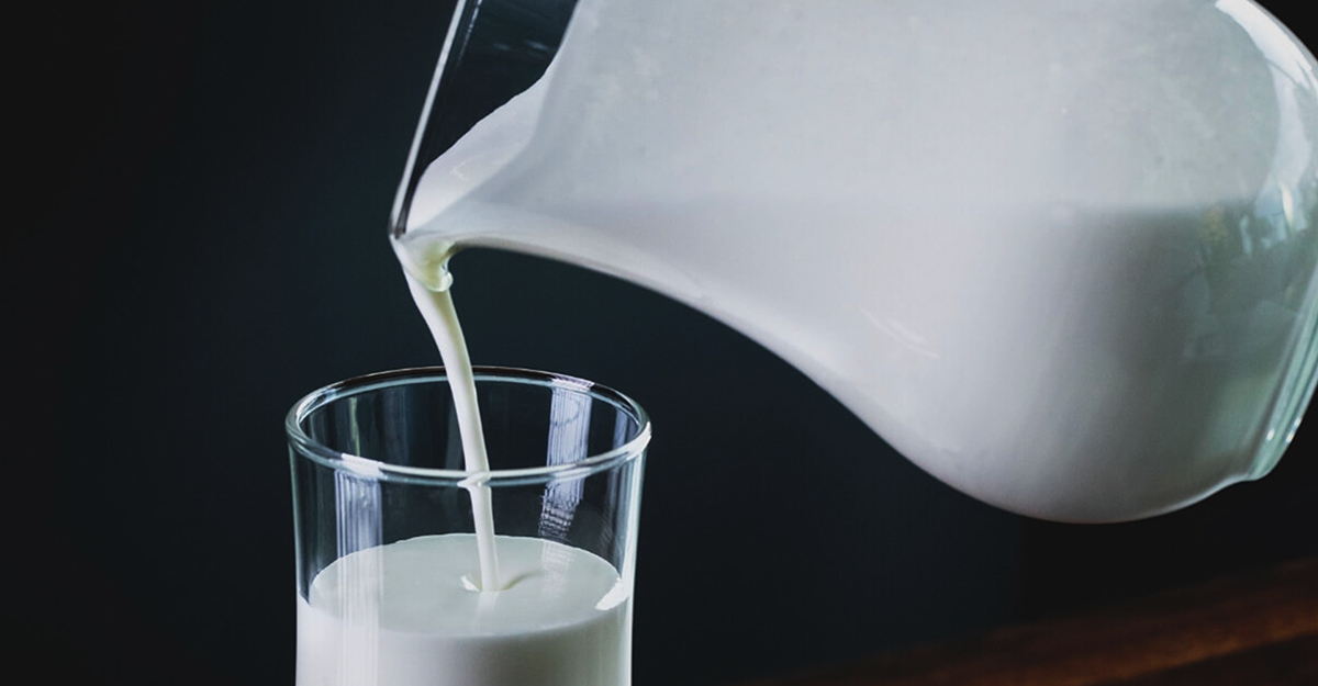 होटल र विद्यालयहरु बन्द हुँदा ७० प्रतिशतमात्र दूध खपत