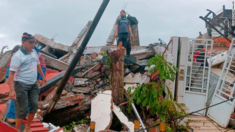 इन्डोनेसियामा शक्तिशाली भूकम्प, ३४ जनाको मृत्यु