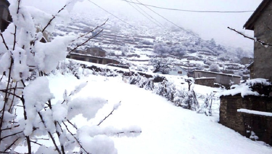 सोलुखुम्बुको उच्च हिमाली क्षेत्रमा हिमपात, जनजीवन प्रभावित