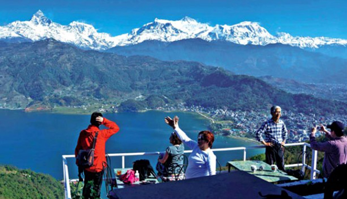 दश महिनामा पौने पाँच लाख पर्यटक नेपाल भित्रिए