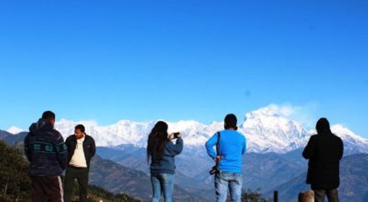 आठ महिनामा भित्रिए सात लाखभन्दा बढी पर्यटक