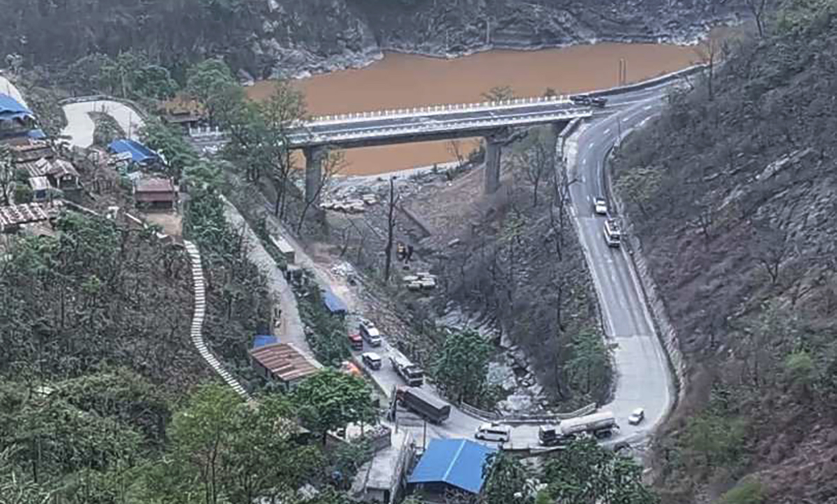 नारायणगढ–मुग्लिन सडकमा पुल : केही सम्पन्न, केही धमाधम बन्दै