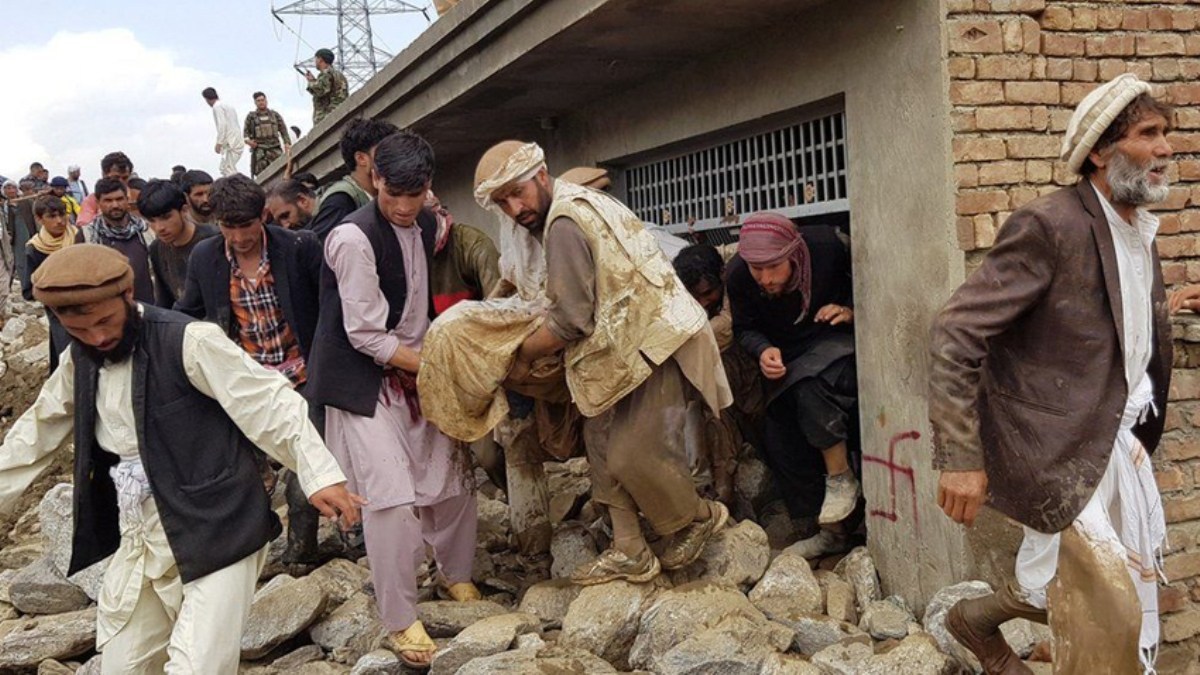 अफगानिस्तानमा बाढी पहिरोमा परी मृत्यु हुनेको संख्या ११३ पुग्यो