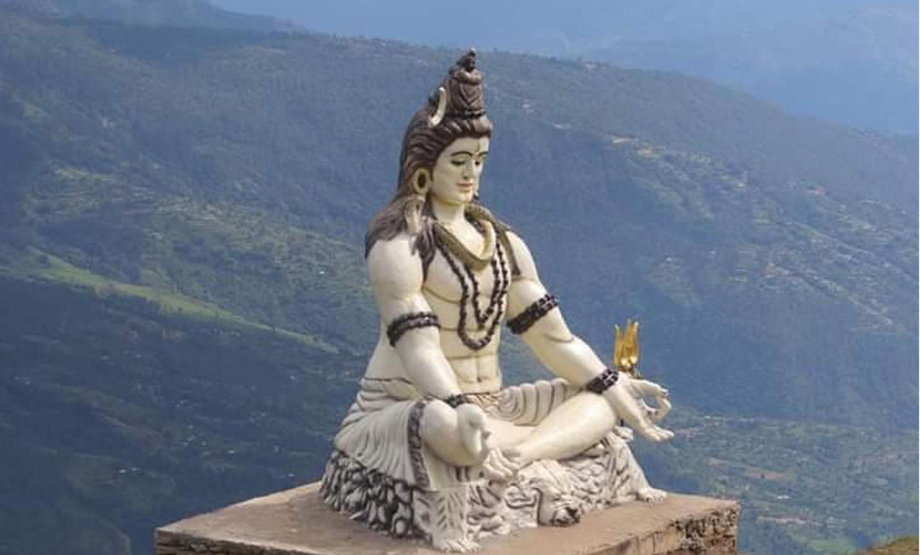 अरुणडाँडामा शिवको मूर्ति