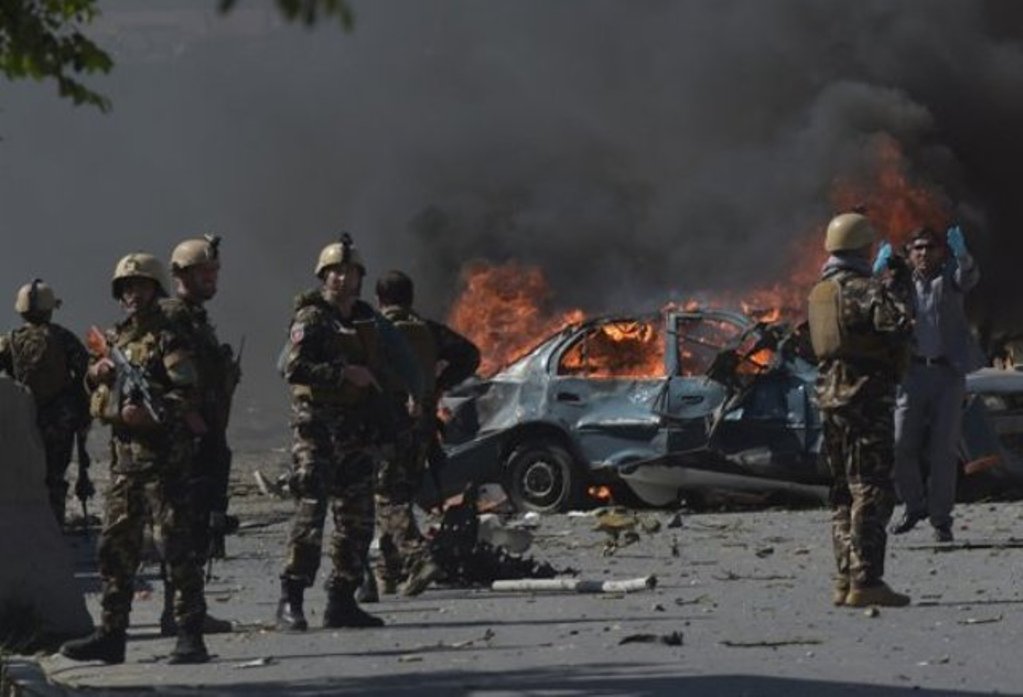 अफगानिस्तानको विदेश मन्त्रालयबाहिर आत्मघाती हमला, २० जना हताहत