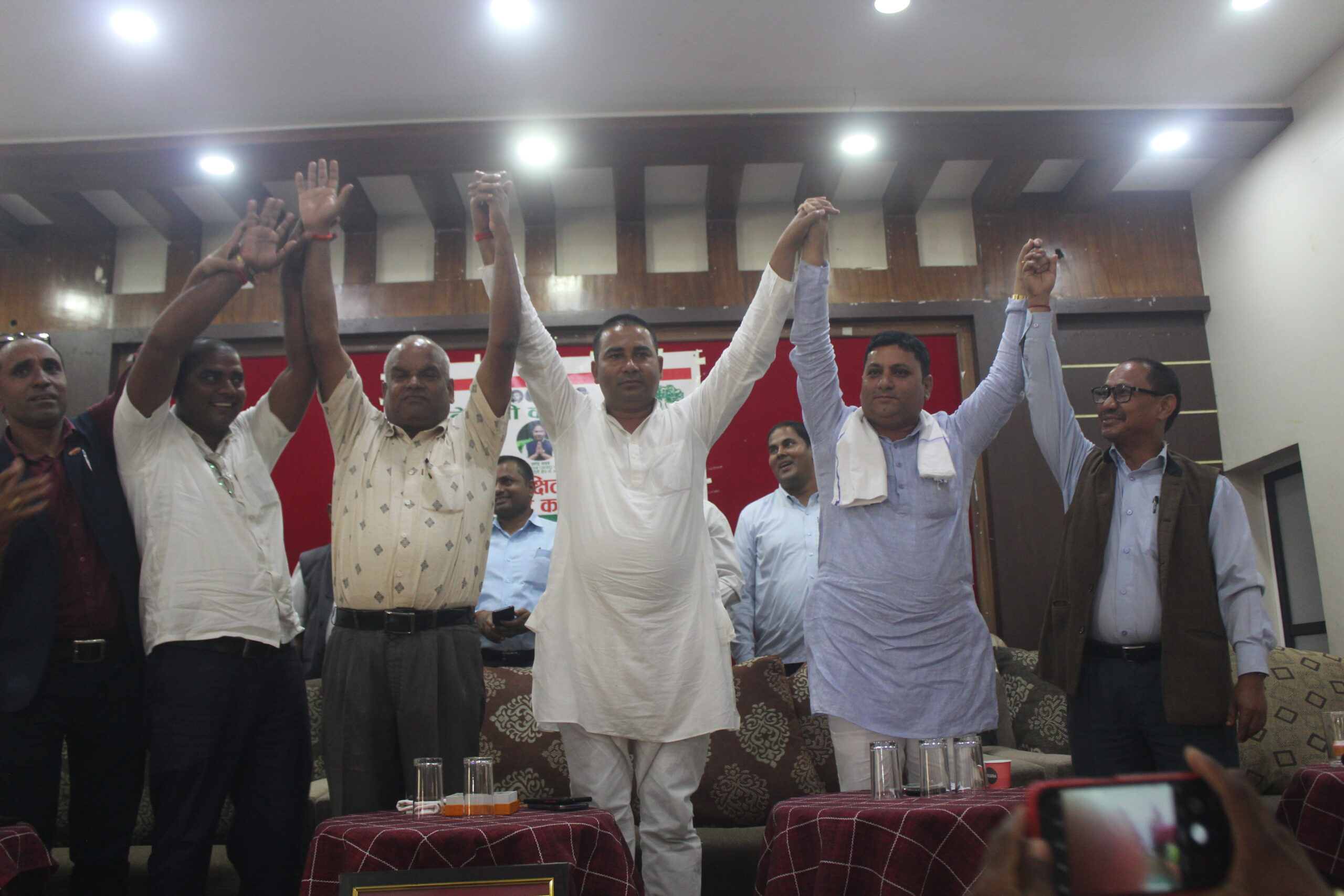 नेपाली कांग्रेस रुपन्देही–४ का नेता कार्यकर्ताको प्रतिवद्धता–“एकजुट भएर लाग्छौं”