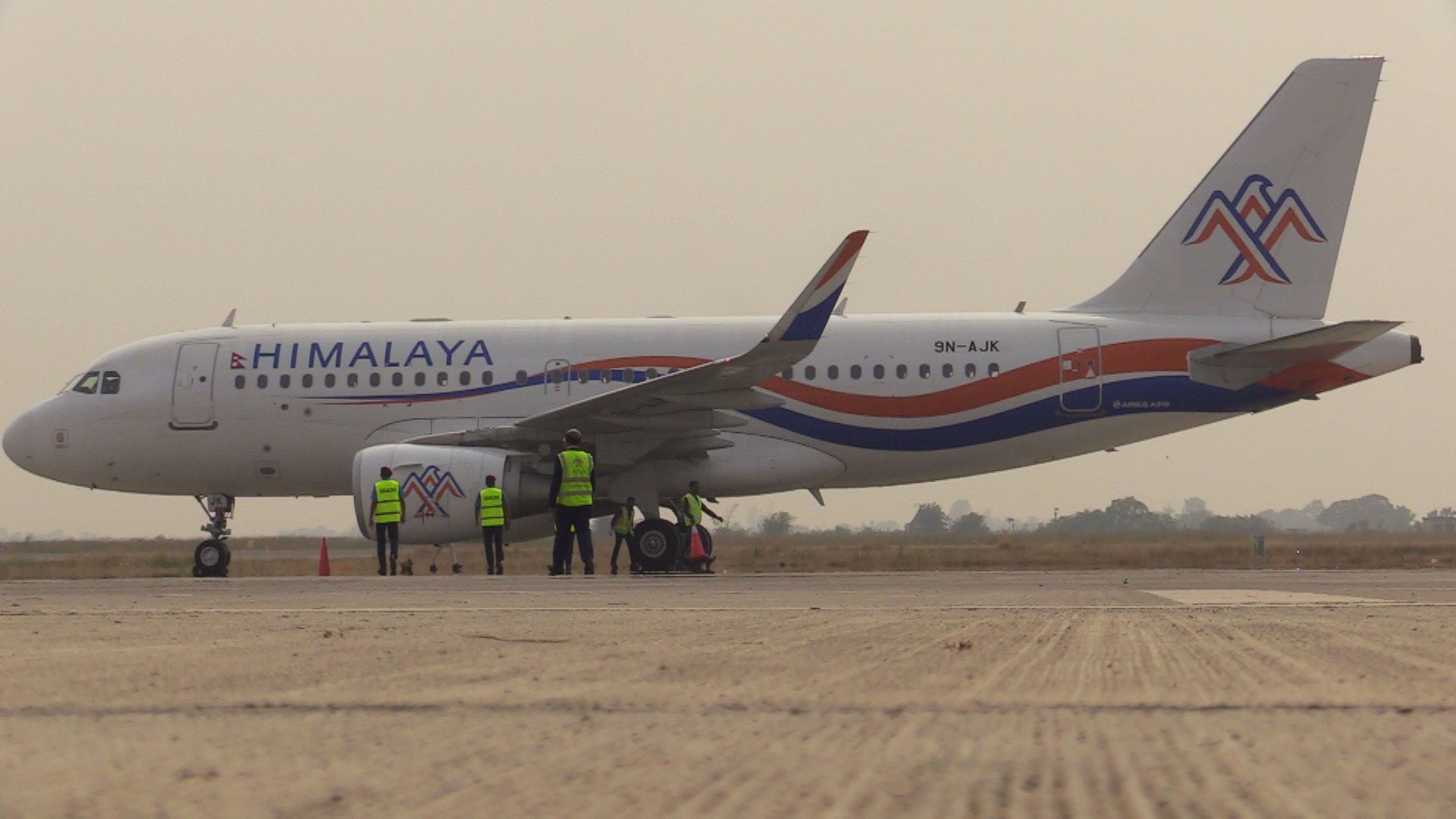 हिमालय एयरलाइन्सले सुरु गर्यो भैरहवाबाट चार्टर्ड उडान, विमानको चाप बढ्दै जाने
