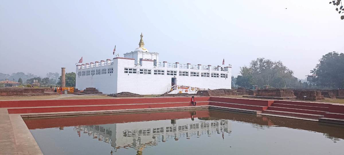 लुम्बिनी विकास कोषका उपाध्यक्ष र थाई फुङ थाई प्रमुखबीच भेटवार्ता : मायादेवी मन्दिरको रिडिजाइन हुने