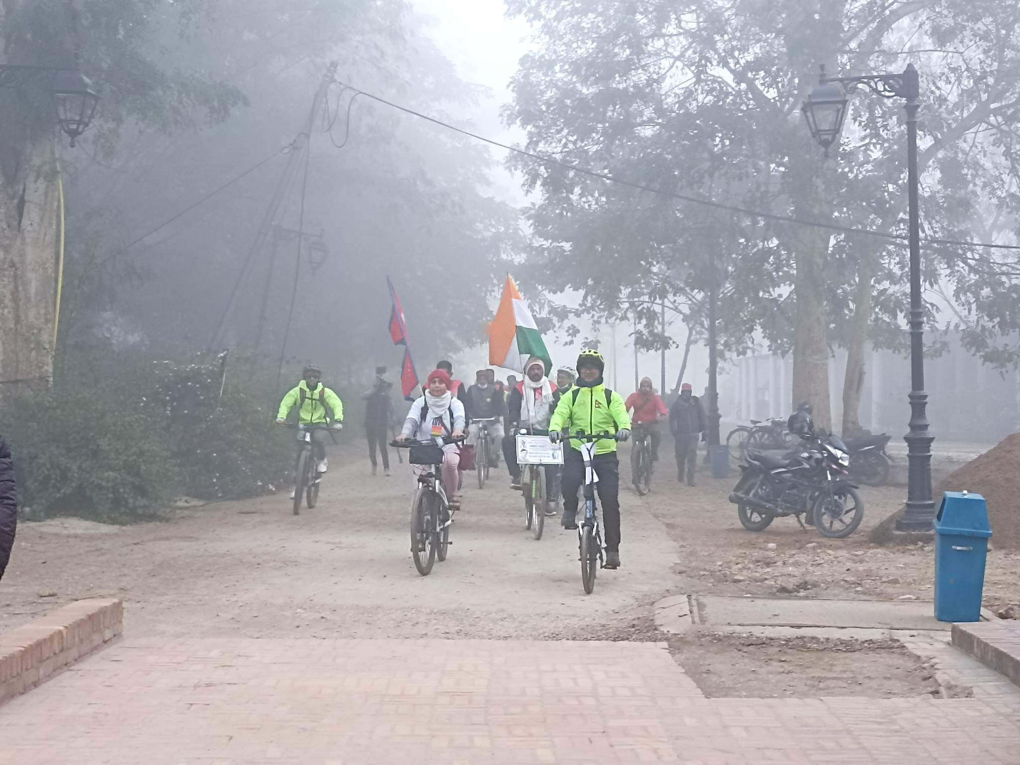 लुम्बिनीबाट कुशिनगरसम्म बौद्धपरिपथ साईकल यात्रा शुरु