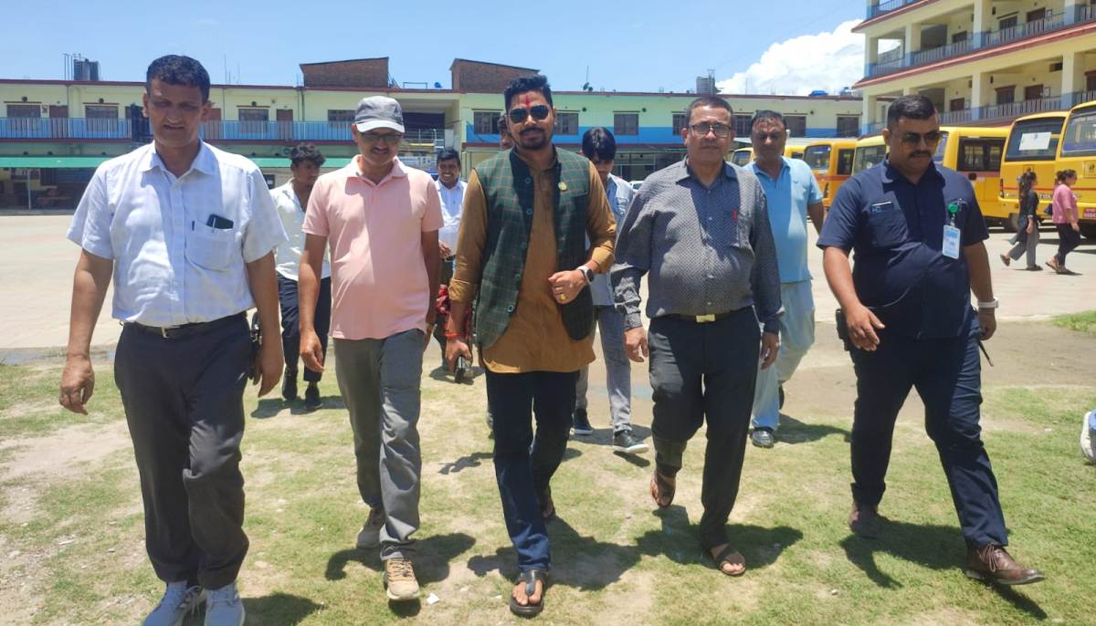 लुम्बिनीका सामाजिक विकास मन्त्री गुप्ताले कालिका माविको निरीक्षणमा बिताए २ घण्टा