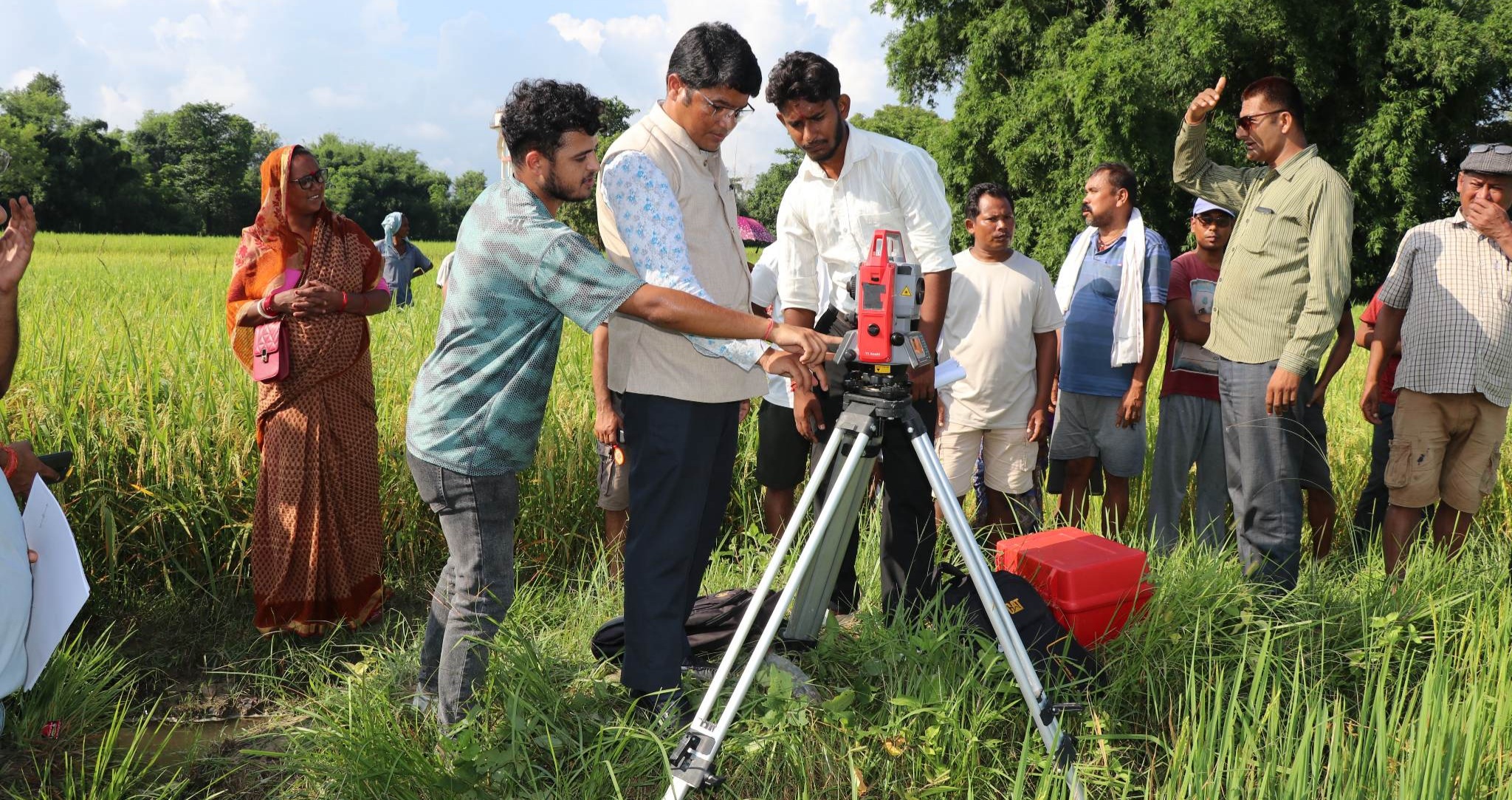 लालपूर्जा वितरणका लागि गढवामा जग्गा नापजाँचको काम सुरु