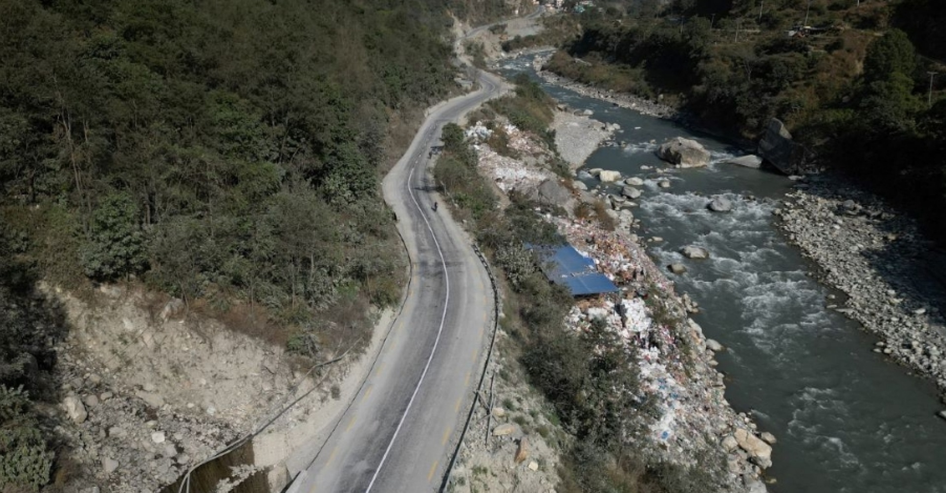 दुई वर्षमा सक्नेगरी ठेक्का लिएको सडक आयोजना एक वर्षमै निर्माण